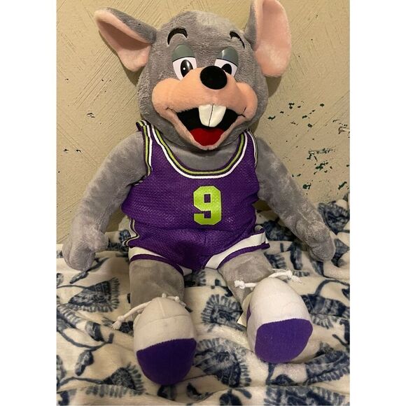 18” Chuck E Cheese Plush Mouse Badketball Star Player #9 - Picture 1 of 8